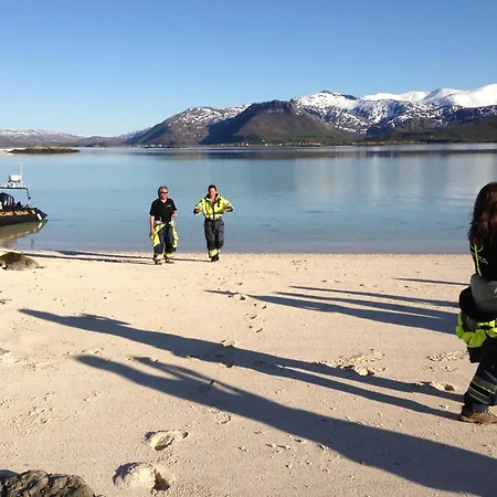 Nyaraló Posthuset Expedition